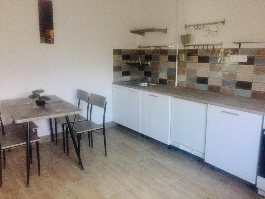 Lelle-Kert Apartman 02 Балатонлелле Екстер'єр фото